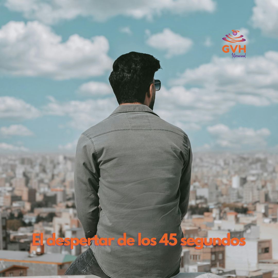Persona mirando una ciudad
